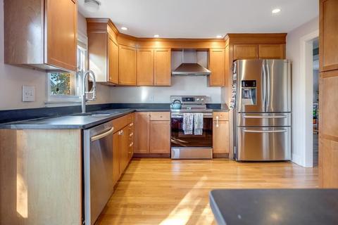 58 Baker Ave, Beverly, MA 01915 photo 4