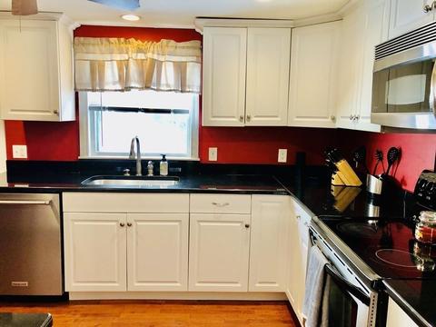 342 Webster St, Hanover, MA 02339 photo 1