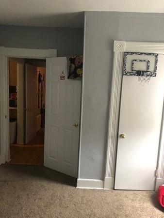 32 Smith St, Springfield, MA 01105 photo 15