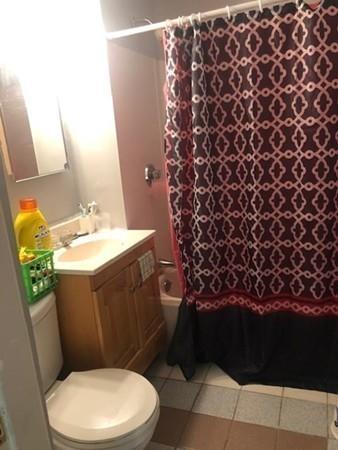 32 Smith St, Springfield, MA 01105 photo 18