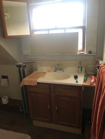 32 Smith St, Springfield, MA 01105 photo 24