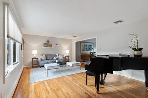 30 Winslow, Needham, MA 02492 photo 3