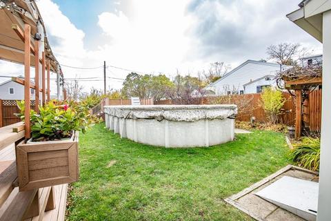 95 Forest St, Danvers, MA 01923 photo 27