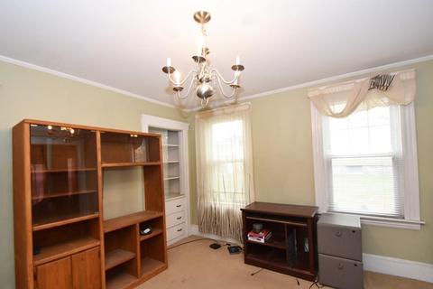 468 Massasoit Rd, Worcester, MA 01604 photo 5