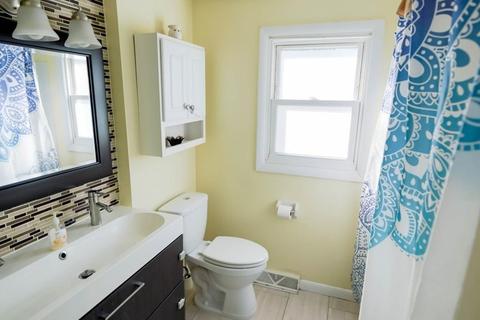 212 Garnet St, Springfield, MA 01129 photo 6