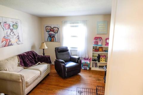 212 Garnet St, Springfield, MA 01129 photo 9