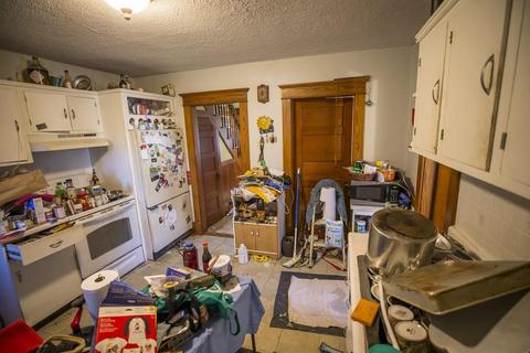 141 Moore St, Chicopee, MA 01013 photo 14