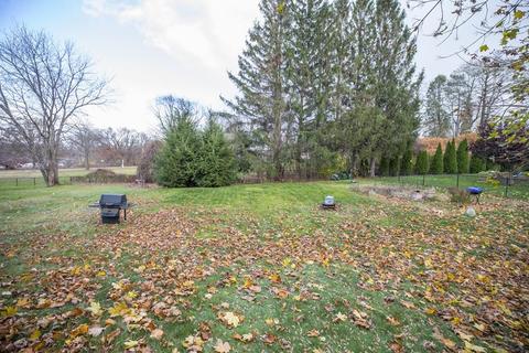 141 Moore St, Chicopee, MA 01013 photo 4