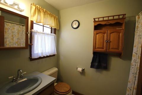 9 Lakeview Cir, Sutton, MA 01590 photo 21