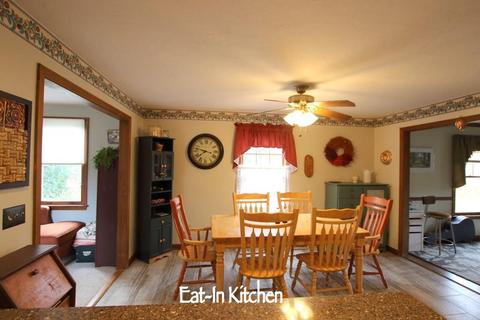9 Lakeview Cir, Sutton, MA 01590 photo 9