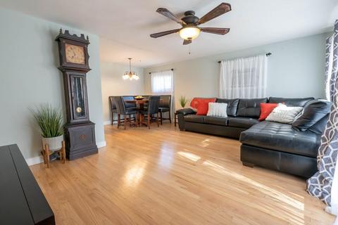 26 Brittany Rd, Springfield, MA 01151 photo 5