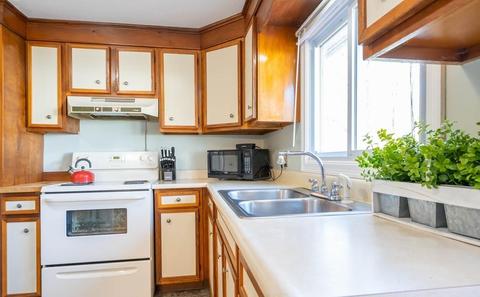 26 Brittany Rd, Springfield, MA 01151 photo 16