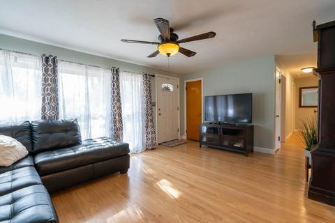 26 Brittany Rd, Springfield, MA 01151 photo 8
