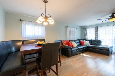 26 Brittany Rd, Springfield, MA 01151 photo 9