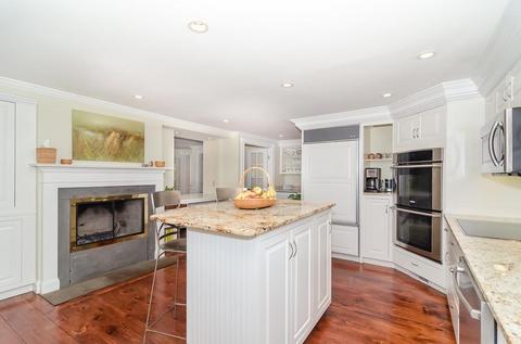 79 Leighton Rd, Wellesley, MA 02482 photo 13
