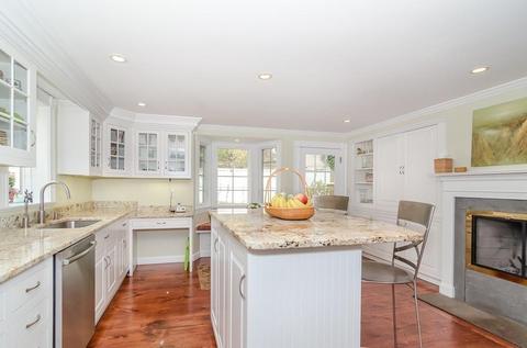 79 Leighton Rd, Wellesley, MA 02482 photo 10