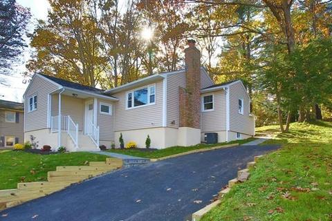 13 Pine Rd, Beverly, MA 01915 photo 1