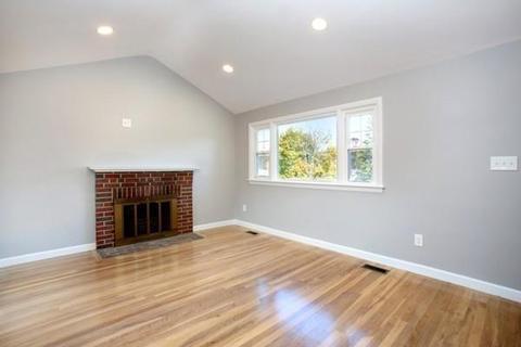 13 Pine Rd, Beverly, MA 01915 photo 11