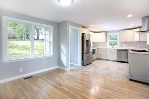 13 Pine Rd, Beverly, MA 01915 photo 8
