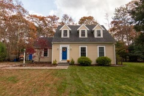 10 Edgewater Rd, Mashpee, MA 02649 photo 1