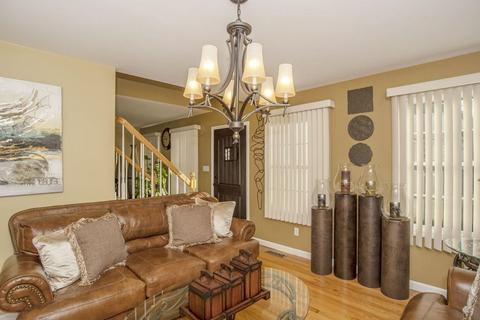 40 Alsop St, Fall River, MA 02723 photo 8