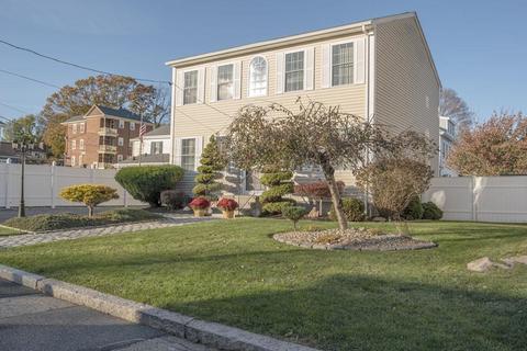 40 Alsop St, Fall River, MA 02723 photo 2