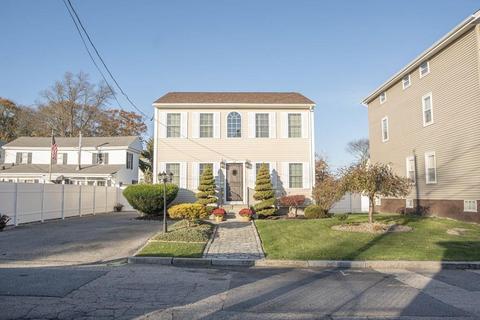 40 Alsop St, Fall River, MA 02723 photo 3
