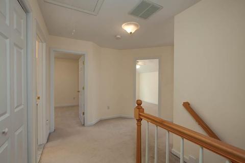 1 Knowlton Cir #1, Upton, MA 01568 photo 14