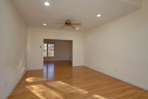 1 Knowlton Cir #1, Upton, MA 01568 photo 5