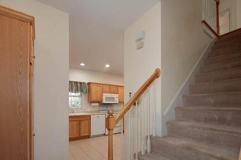 1 Knowlton Cir #1, Upton, MA 01568 photo 12