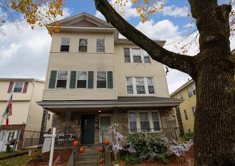 49 Pilgrim Ave, Worcester, MA 01604 photo 1