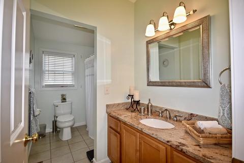 4695 N Main St #4, Fall River, MA 02720 photo 10