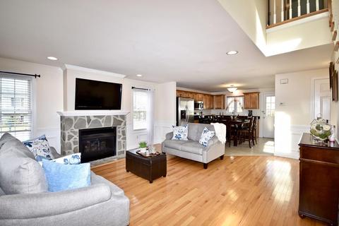 4695 N Main St #4, Fall River, MA 02720 photo 4