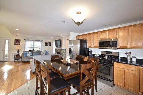 4695 N Main St #4, Fall River, MA 02720 photo 6