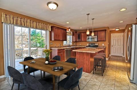 91 Pheasant Ln, Raynham, MA 02767 photo 10