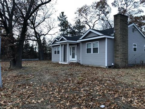 133 Bacon St, Attleboro, MA 02703 photo 1