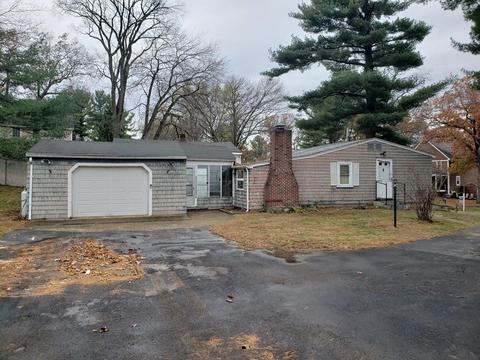 17 Taylor St, Georgetown, MA 01833 photo 1