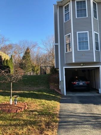 50 Nutmeg Dr, Worcester, MA 01603 photo 2
