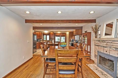 82 Pine St, Franklin, MA 02038 photo 4