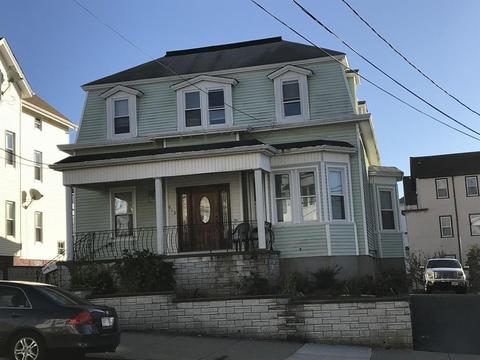 919 Middle St, Fall River, MA 02721 photo 2