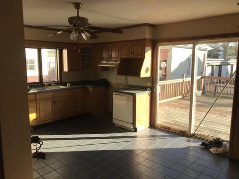 919 Middle St, Fall River, MA 02721 photo 8