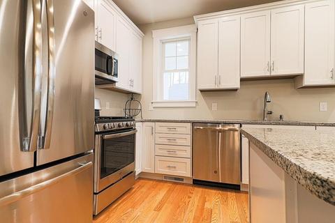4 Mountain View Ave, Ayer, MA 01432 photo 7