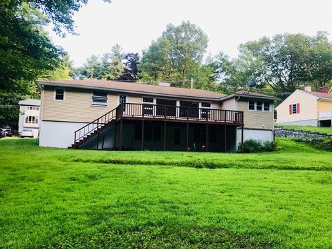 39 Kendall Rd, Holden, MA 01522 photo 2