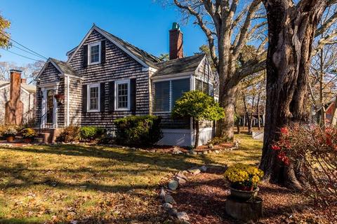 36 Buzzards Bay Ave, Bourne, MA 02532 photo 4