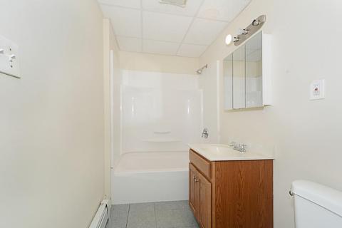 7 Camp St, Worcester, MA 01603 photo 8