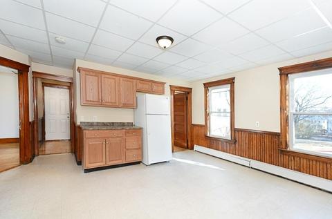 7 Camp St, Worcester, MA 01603 photo 5