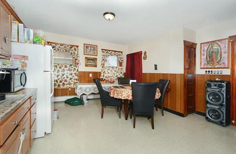 7 Camp St, Worcester, MA 01603 photo 17