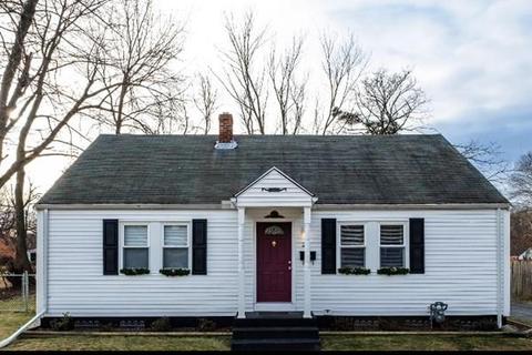 25 Amore Rd, Springfield, MA 01109 photo 1
