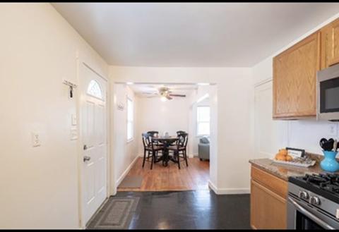25 Amore Rd, Springfield, MA 01109 photo 5