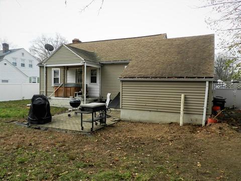 69 Gillette Cir, Springfield, MA 01118 photo 19